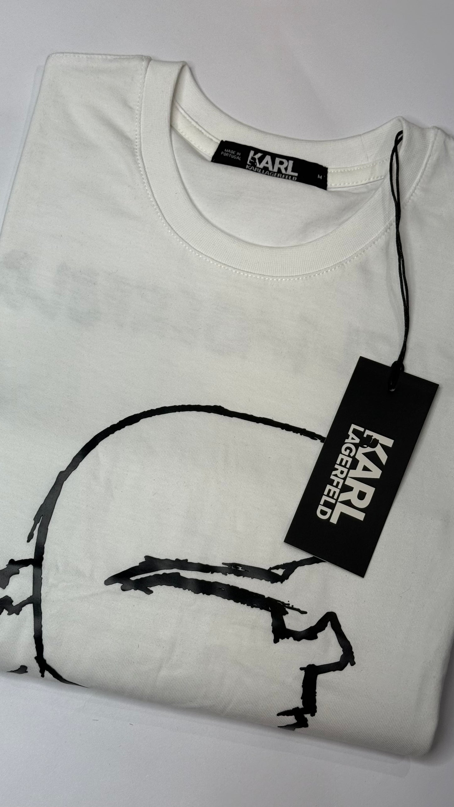 Karl Camiseta Diseño