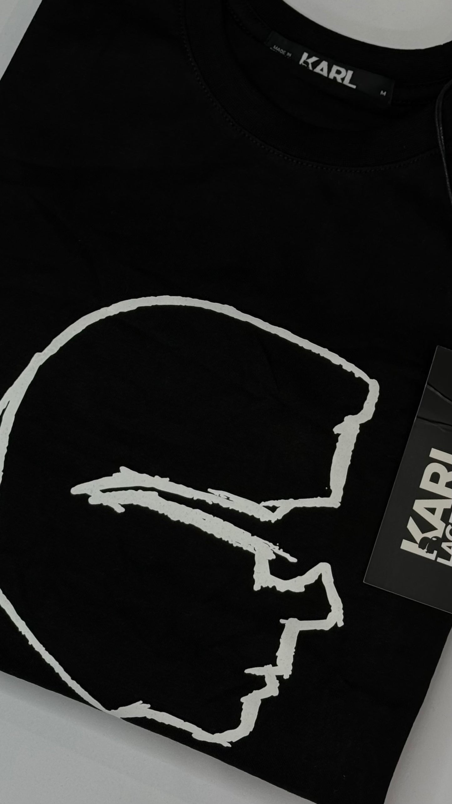 Karl Camiseta Diseño