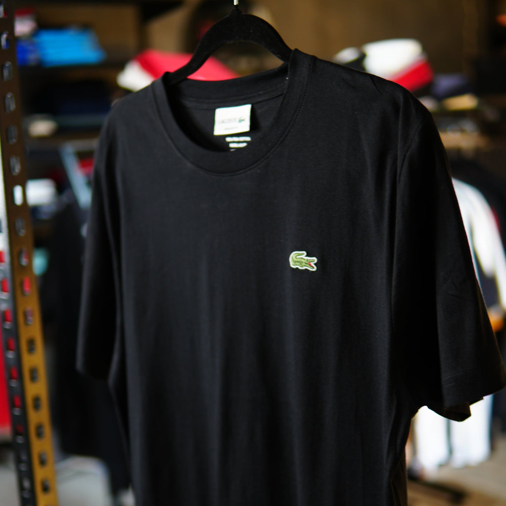 Lacoste Basica