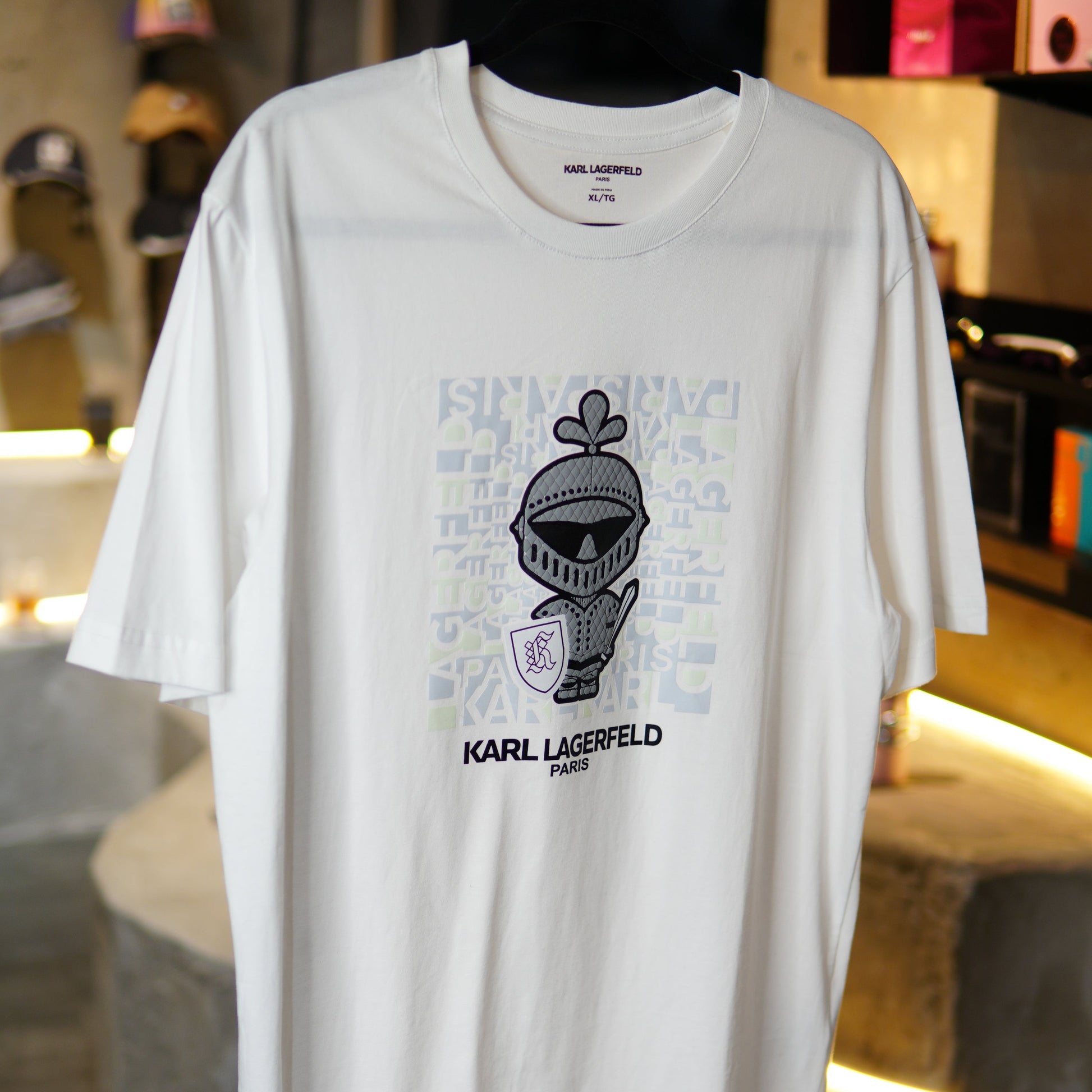 Karl Camiseta Diseño