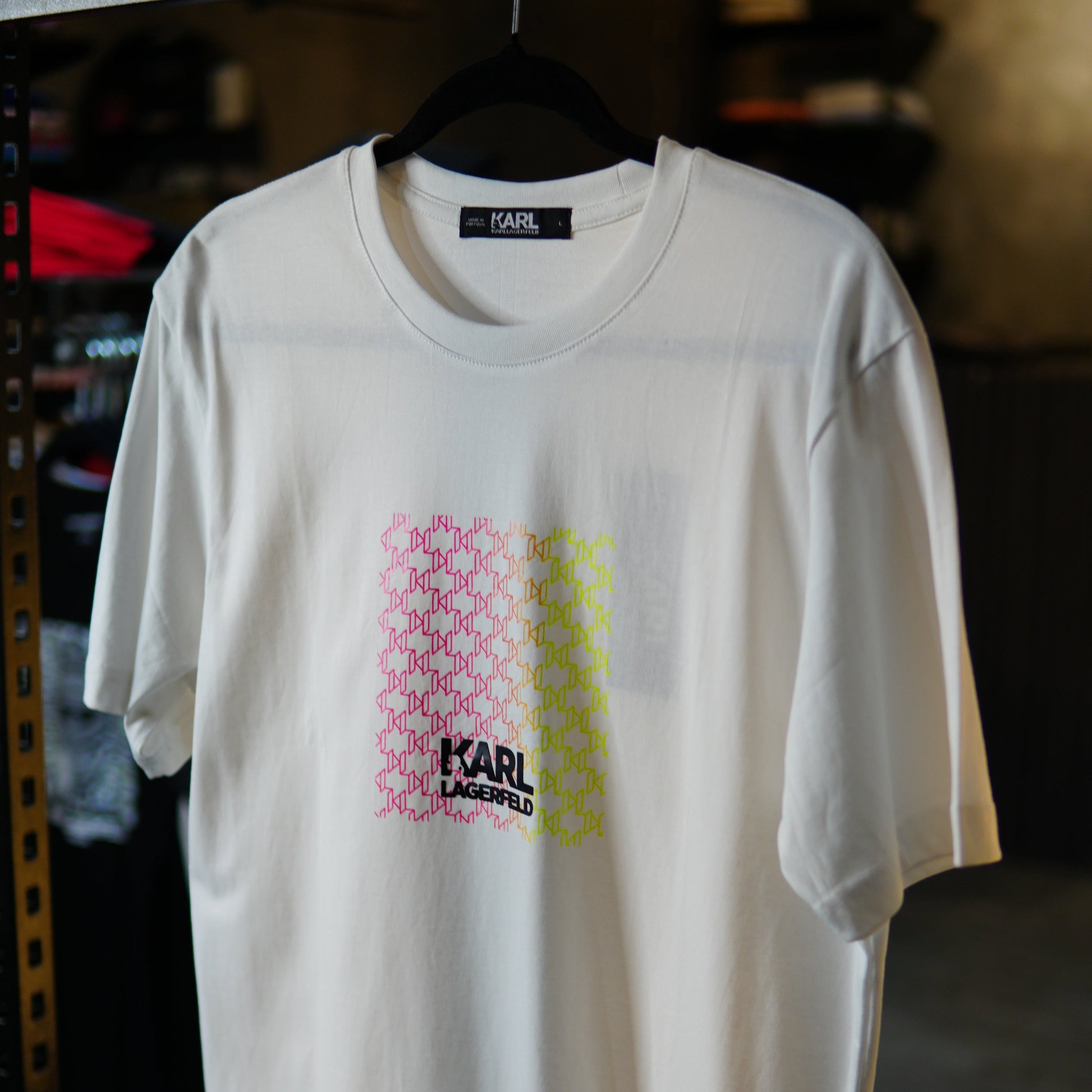 Karl Camiseta Diseño