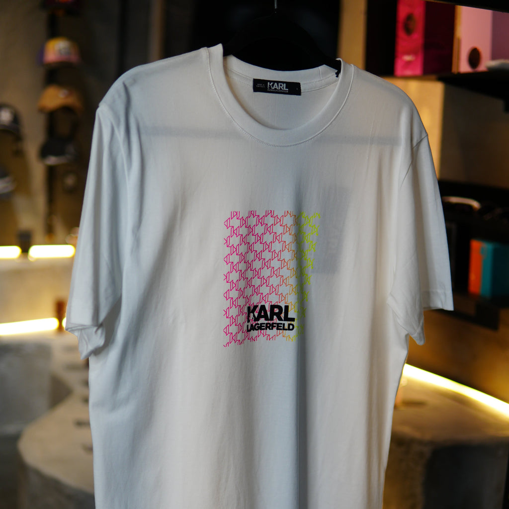 Karl Camiseta Diseño