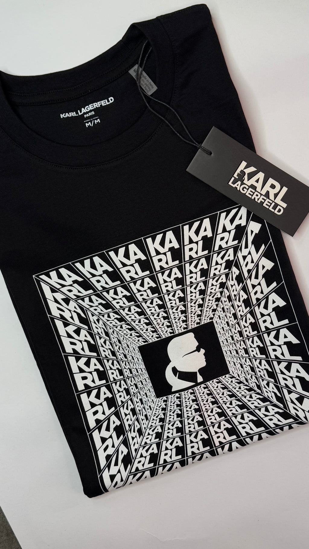 Karl Lagerfeld Diseño