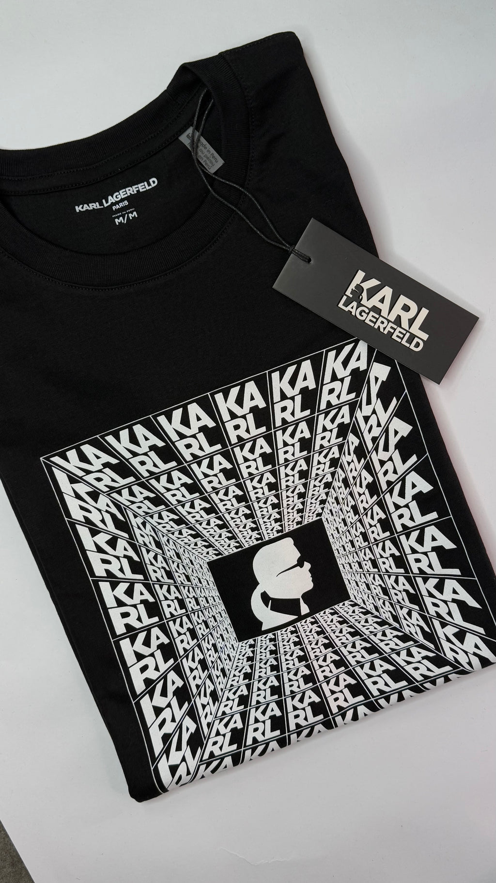 Karl Lagerfeld Diseño