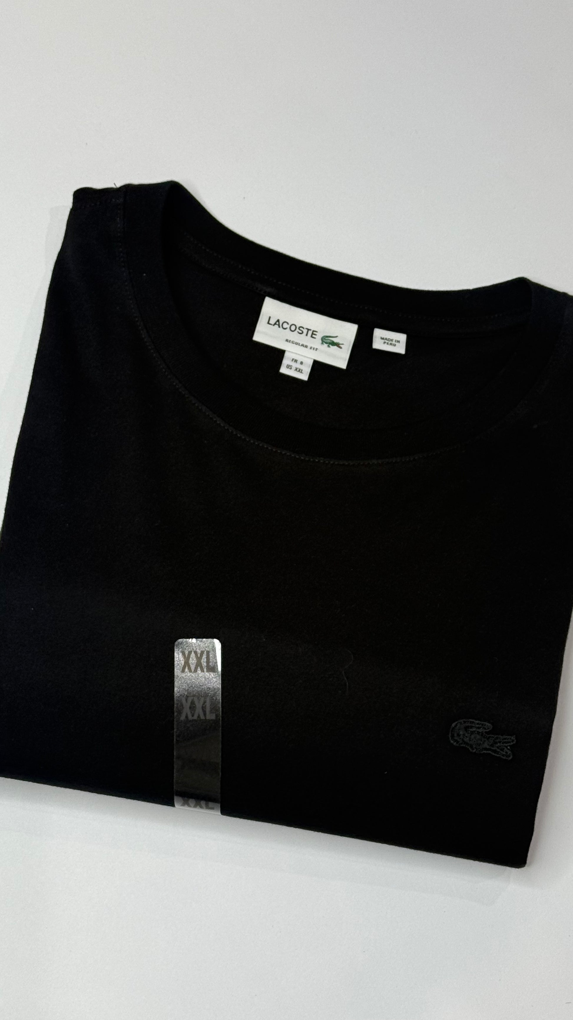 Lacoste Basica