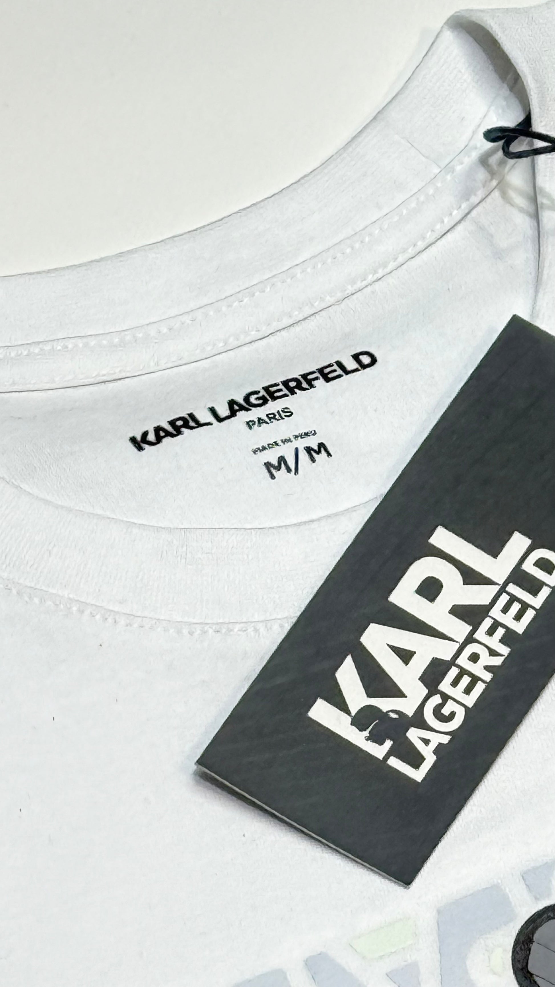 Karl Camiseta Diseño