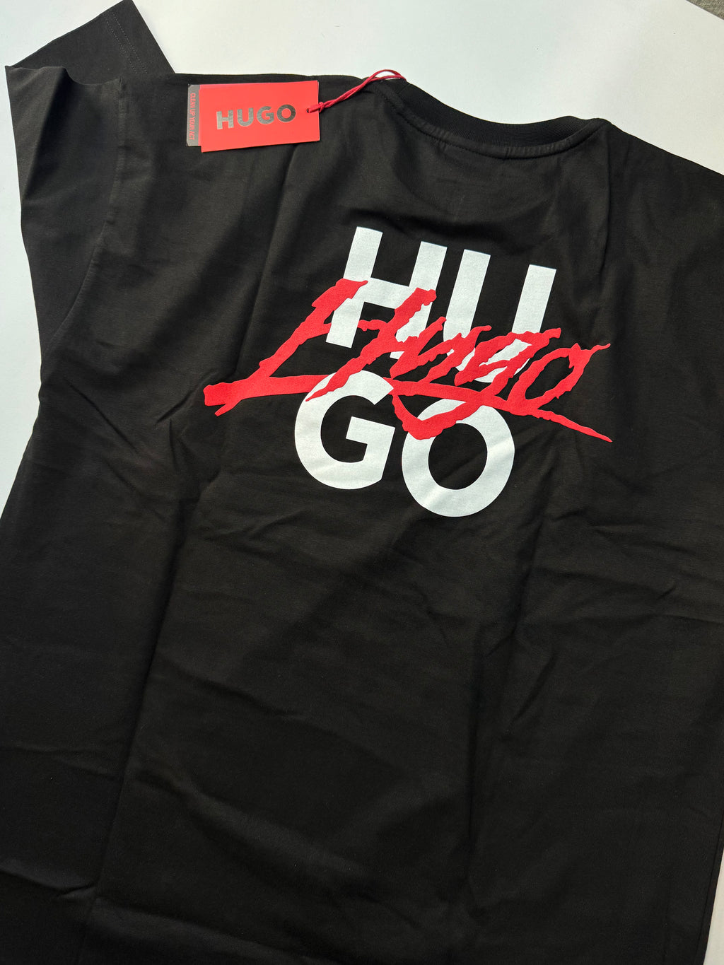 Camiseta Hugo Boss diseño (oversize)