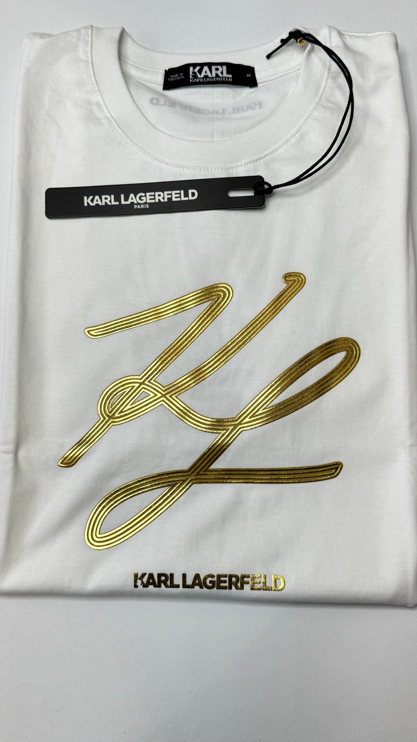 Camiseta Karl diseño